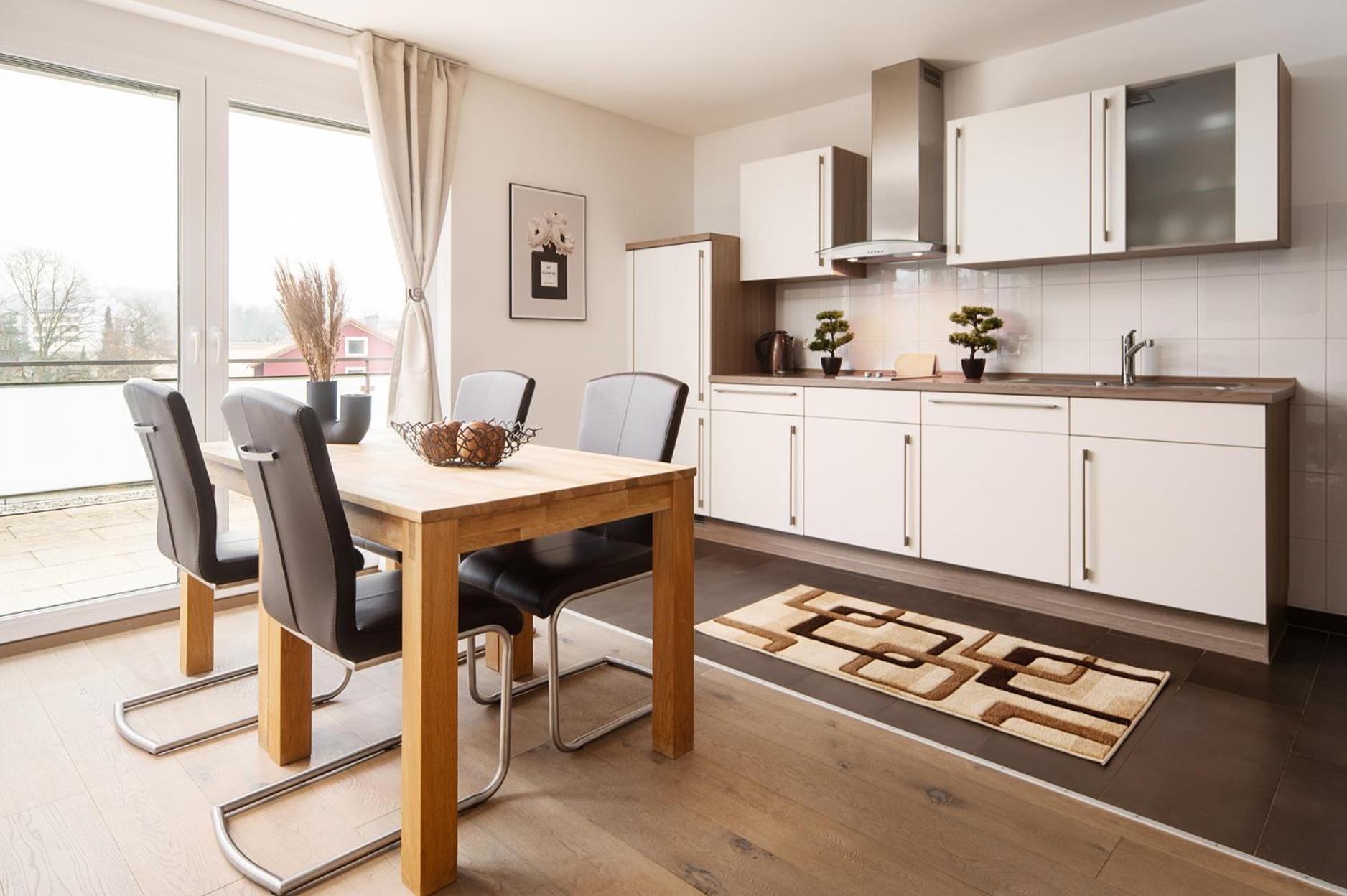 Hotel Vier Jahreszeiten Therme & Kliniken Bad Krozingen Naehe Freiburg & Schwarzwald Ideal Fuer Wellness Kur & Business Ausfluege 24H Check In- Wlan & Parken Gratis Exterior foto